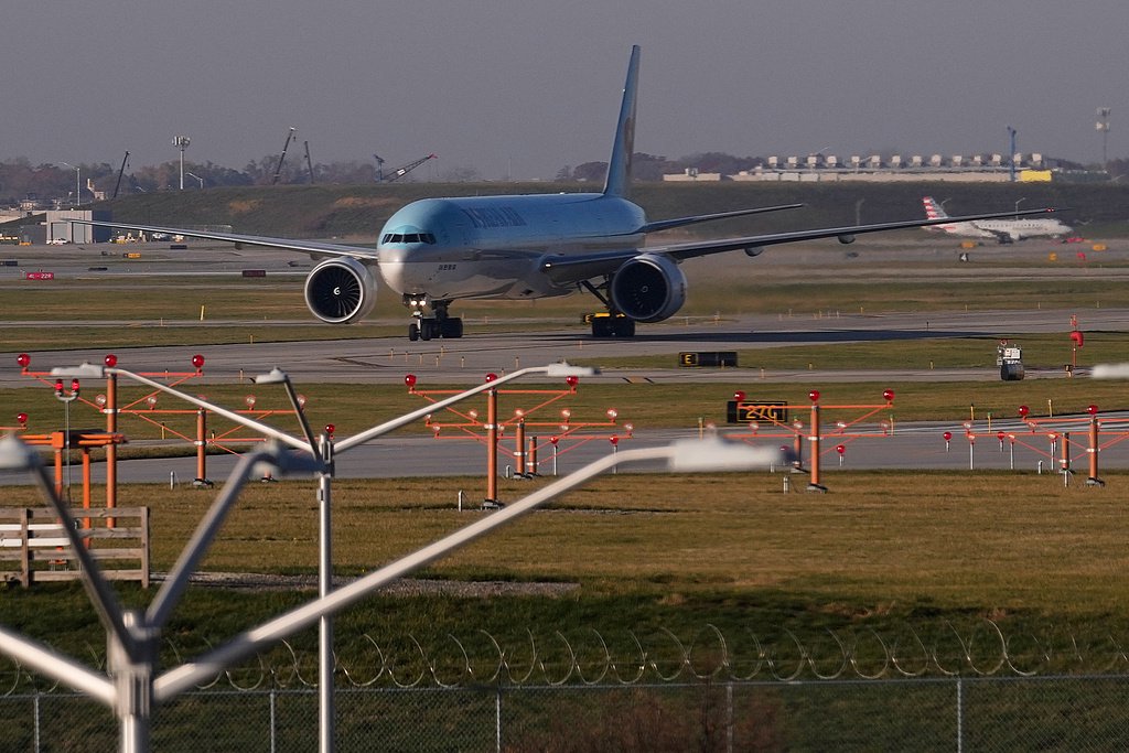 政府“停摆”致全美7日约千架次航班被取消