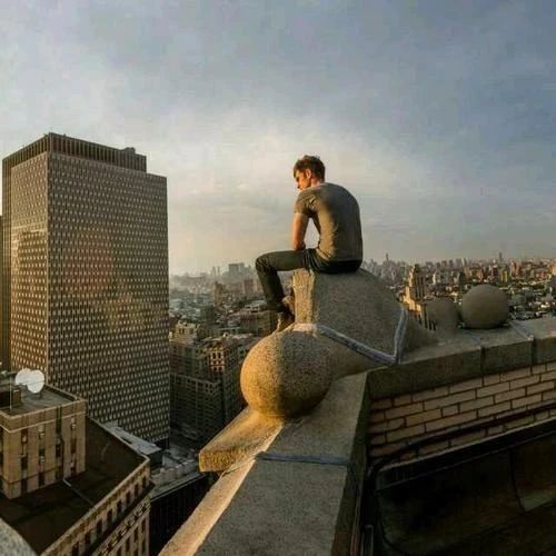 引路靠贵人，走路靠自己！