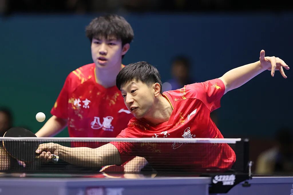 马龙首秀！搭档黄友政为北京乒乓队拿下全运会男团第一分