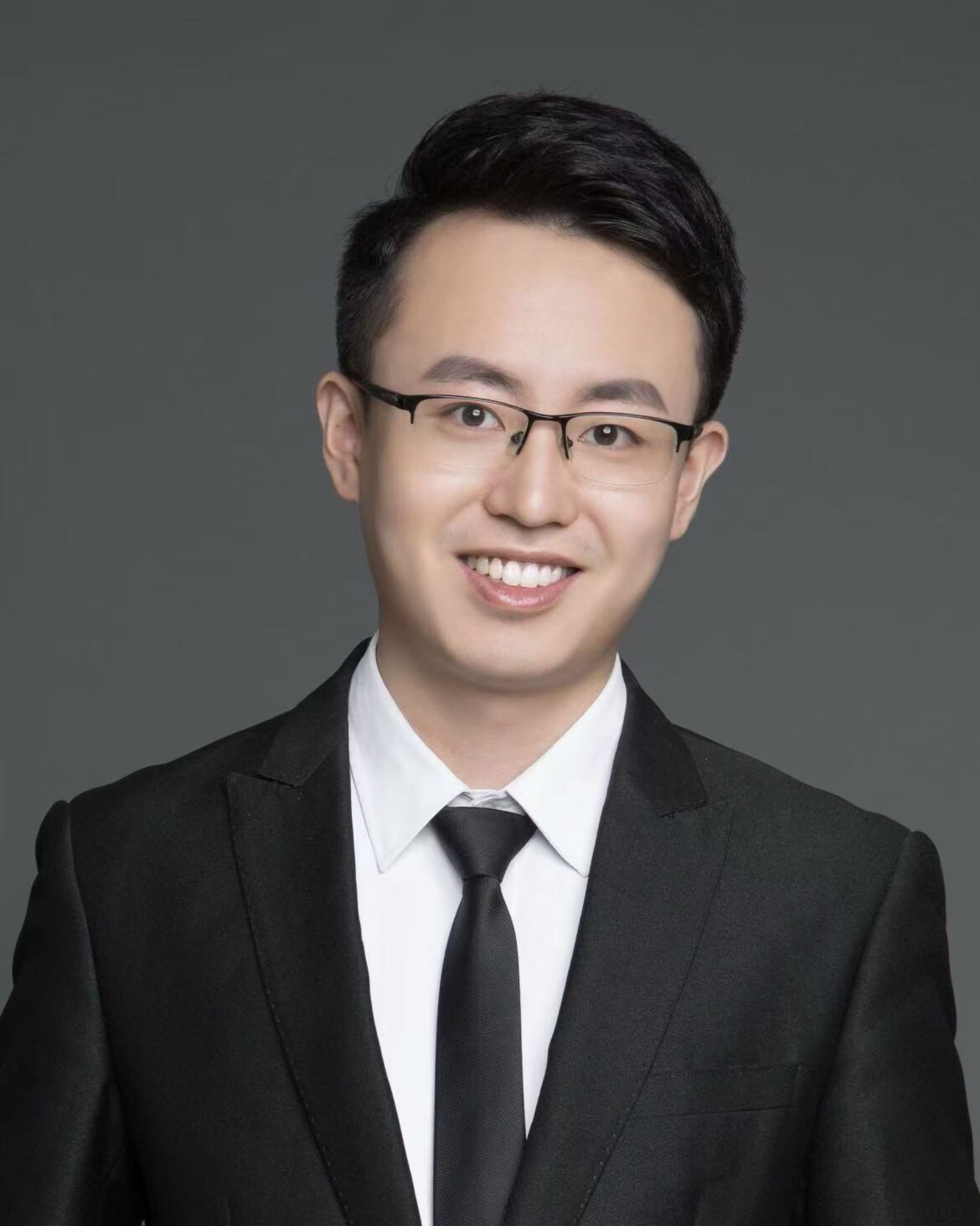 凭中国制造业，机器人硬件降成本不是问题  星动纪元创始人陈建宇：具身智能企业第一护城河是模型与架构