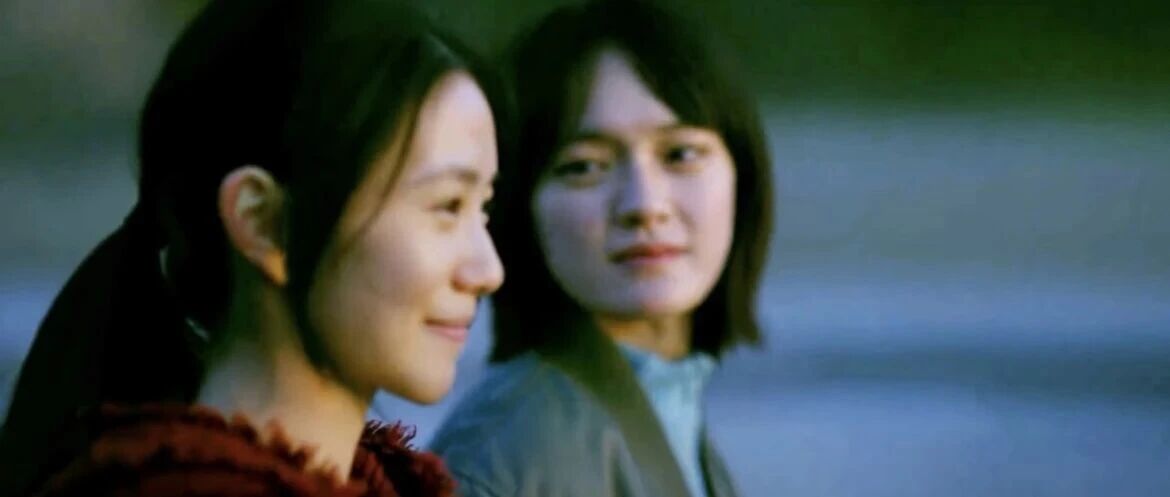 两个普通女人，写了十年的信