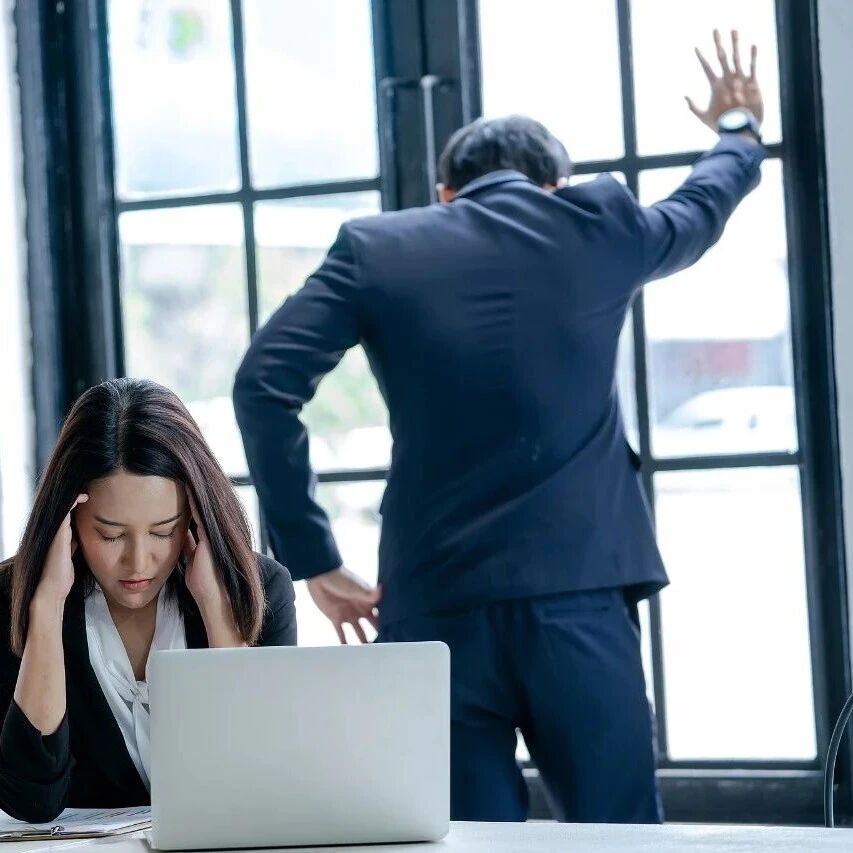 “上平台有些销量，但我还是主动撤下了！”一位烟酒店老板的自白：赚不到钱，还要和顾客扯皮售后