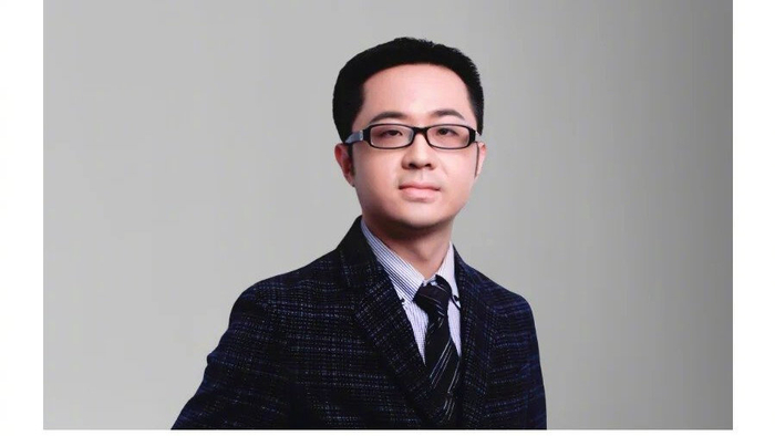 罗志渊开讲：向光而行，但允许影子存在