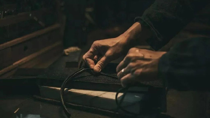 原创|一个人对亲人脾气暴躁，对外人反而和气，不过四个原因！