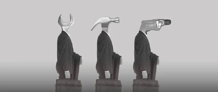 时薪上千，大模型公司抢985文科生给AI当老师