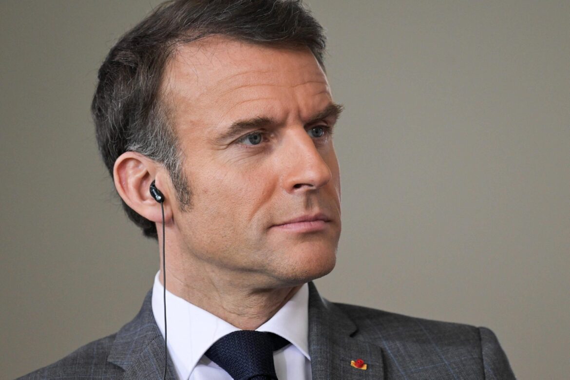 马克龙：法国已接收瑞士酒吧火灾伤者入院治疗