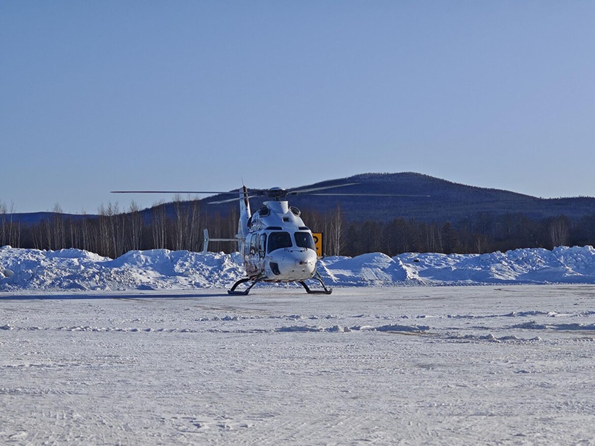 AC332直升机完成高寒试飞