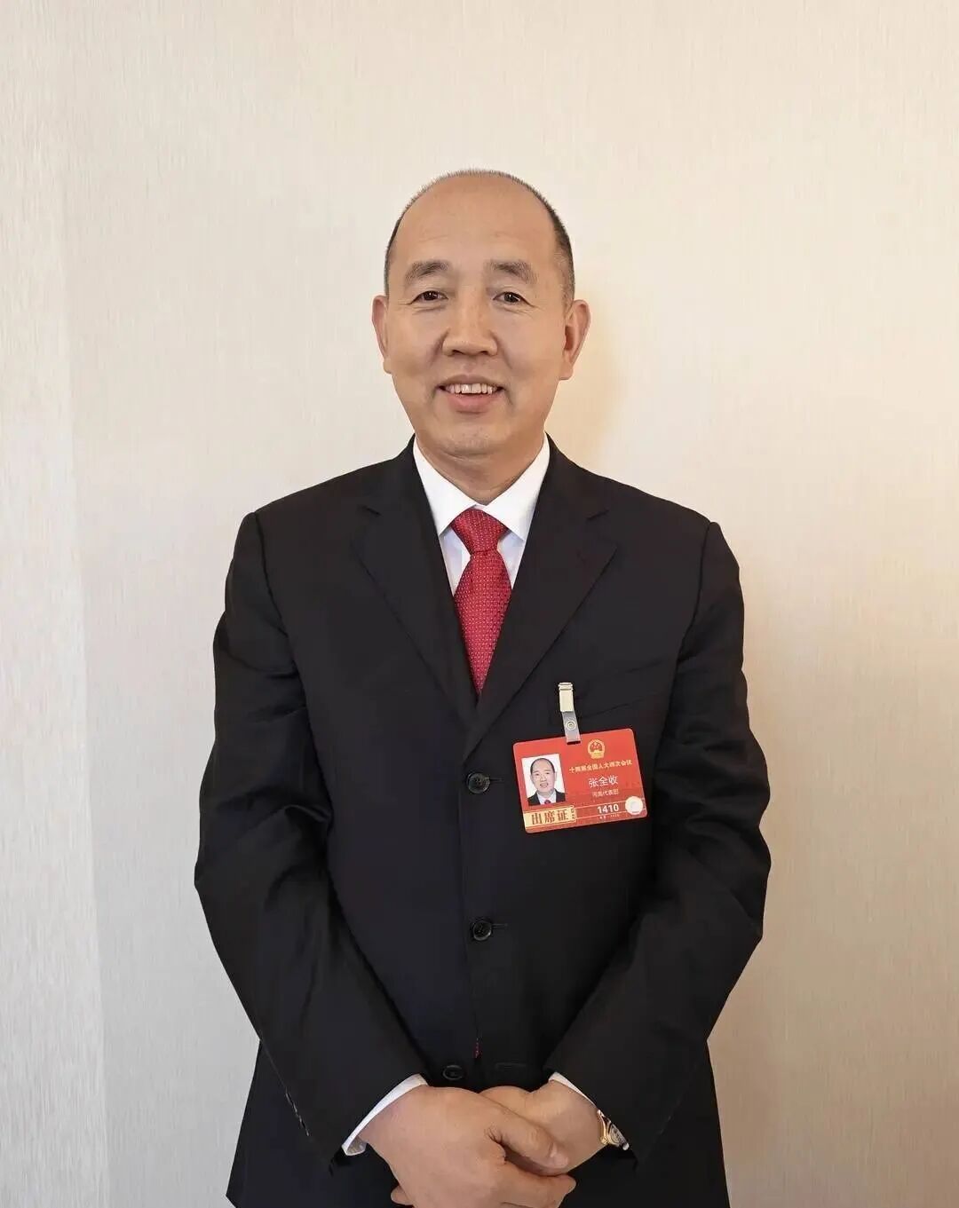 代表建议：中小学周边禁设台球厅