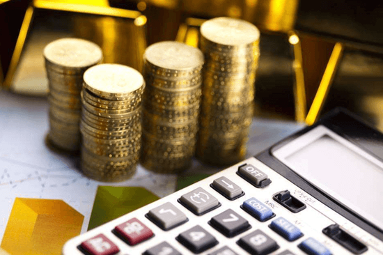 苹果低成本款MacBook、iPhone 17e等新品不远了 零售店已被告知做好准备